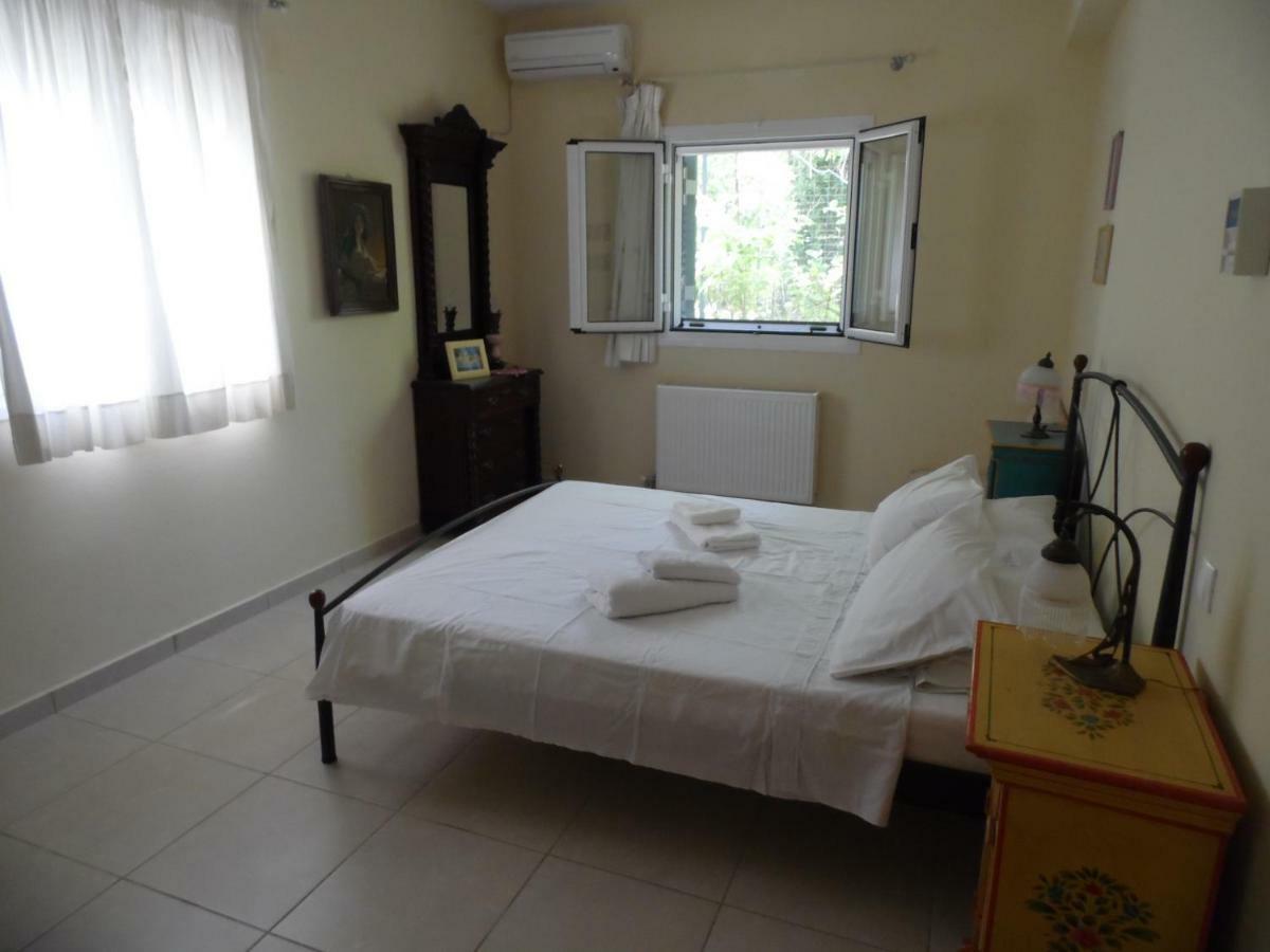 Theni Olive Grove Villa Kato Yerakarion Zewnętrze zdjęcie